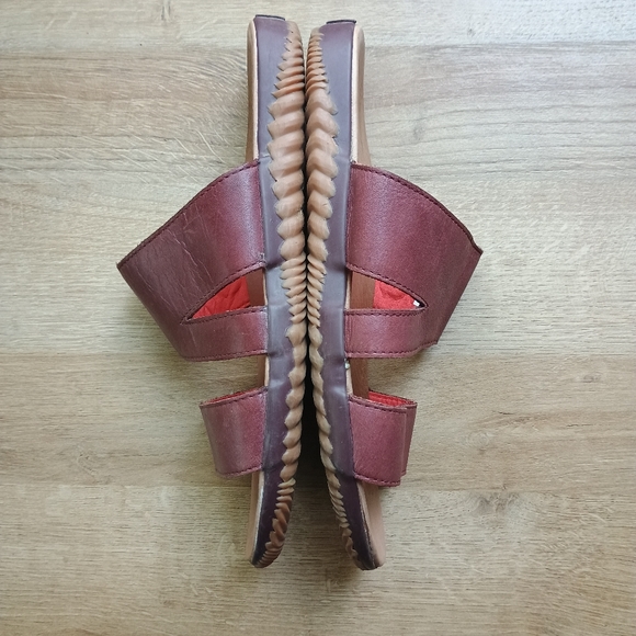 Sorel Out N About Plus Elderberry Women Brown Slide Sandals Size 9.5 Leather - Picture 2 of 13